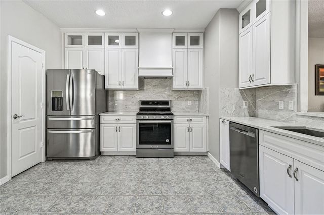 20106 NOB OAK AVENUE, Tampa, FL 33647