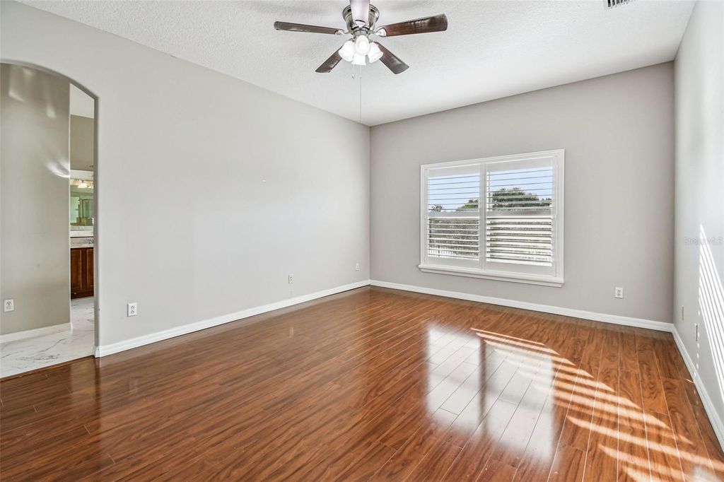 Image 23 of property listing at 20106 NOB OAK AVENUE, Tampa, FL 33647