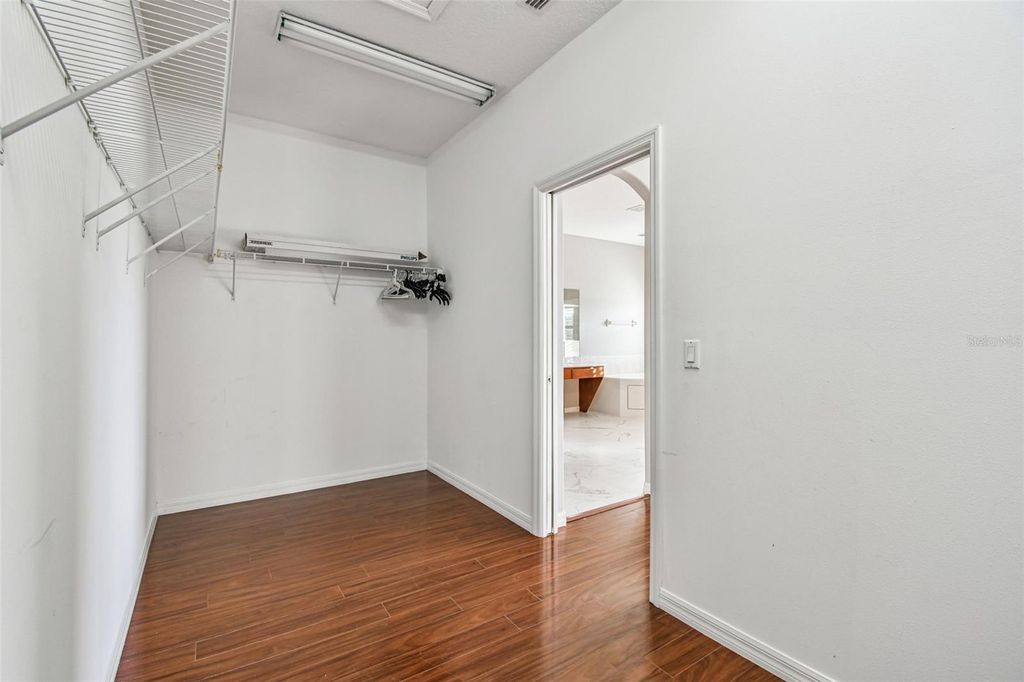 Image 30 of property listing at 20106 NOB OAK AVENUE, Tampa, FL 33647