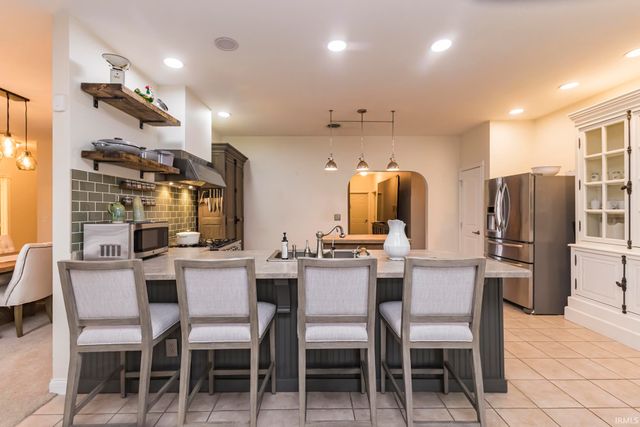 703 Keswick Drive, Huntington, IN 46750