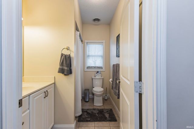 703 Keswick Drive, Huntington, IN 46750