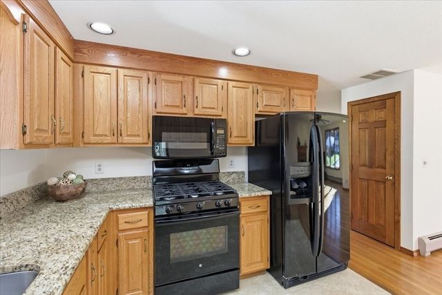 205 James Otis Rd, Barnstable, MA 02632