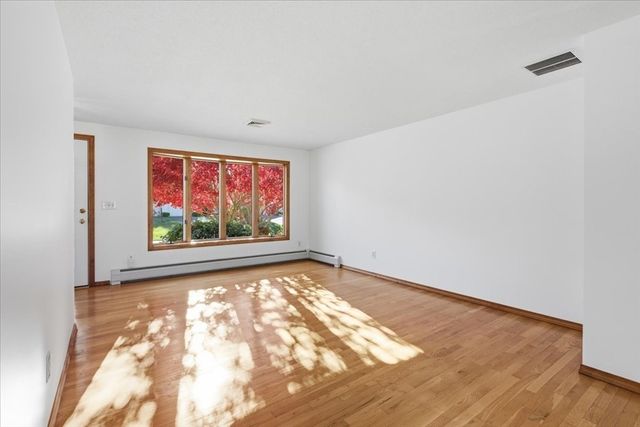 205 James Otis Rd, Barnstable, MA 02632