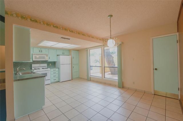 12409 Split Rail PKWY, Austin, TX 78750