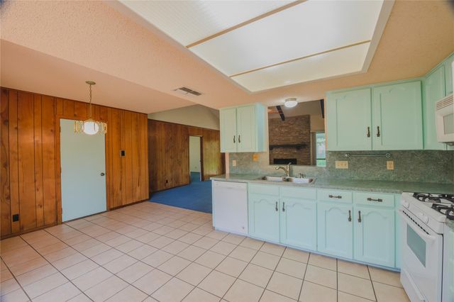 12409 Split Rail PKWY, Austin, TX 78750