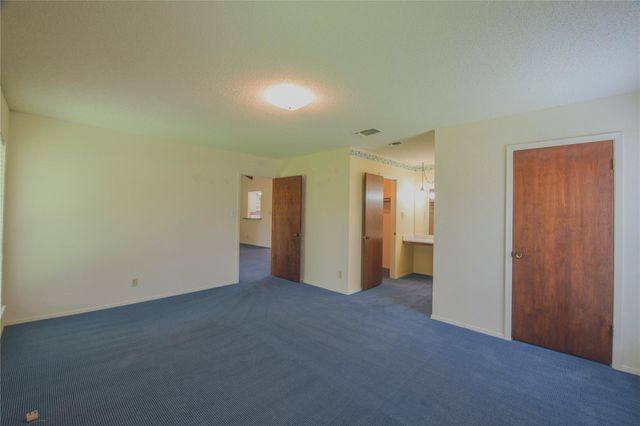 12409 Split Rail PKWY, Austin, TX 78750