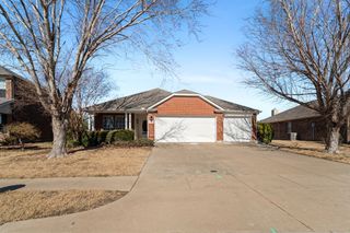 209 Bear Trail, Waxahachie, TX 75165