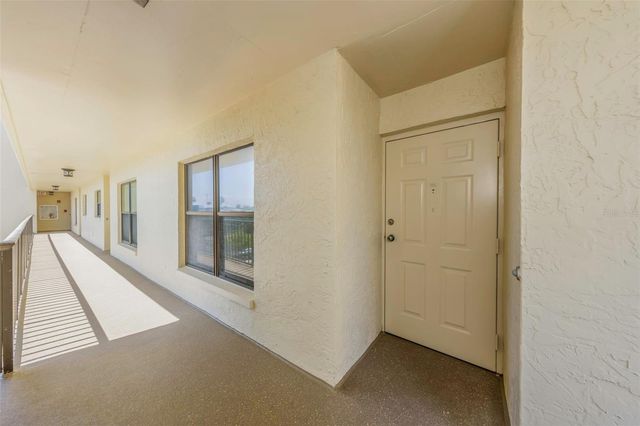 1000 COVE CAY DRIVE 5D, Clearwater, FL 33760