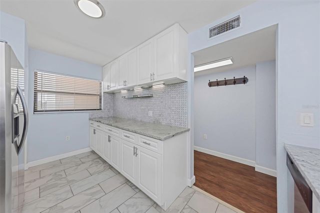 1000 COVE CAY DRIVE 5D, Clearwater, FL 33760