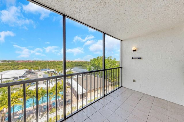 1000 COVE CAY DRIVE 5D, Clearwater, FL 33760