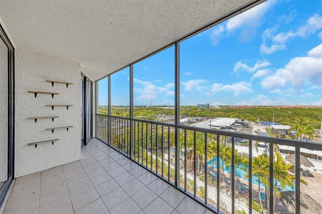 1000 COVE CAY DRIVE 5D, Clearwater, FL 33760