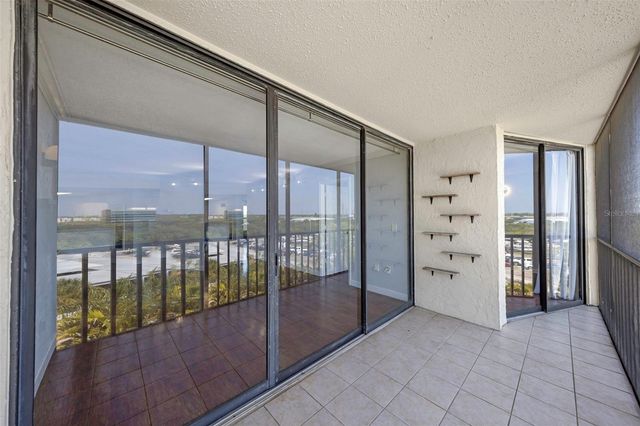 1000 COVE CAY DRIVE 5D, Clearwater, FL 33760