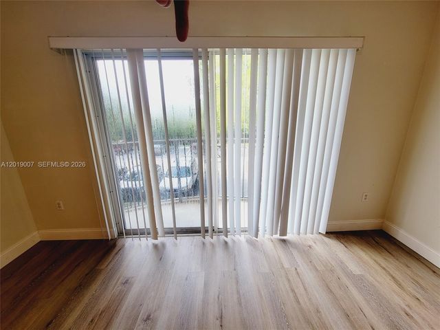 4155 N Haverhill Rd 1415, West Palm Beach, FL 33417