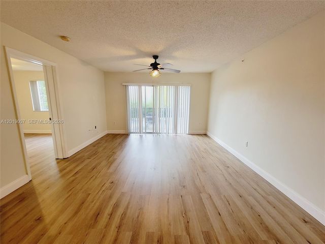 4155 N Haverhill Rd 1415, West Palm Beach, FL 33417