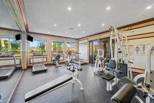 4155 N Haverhill Rd 1415, West Palm Beach, FL 33417