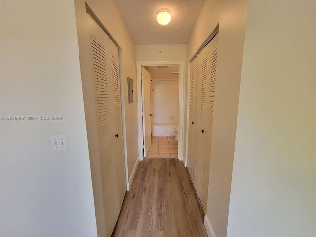 4155 N Haverhill Rd 1415, West Palm Beach, FL 33417
