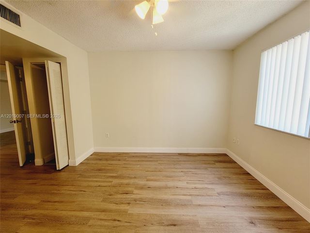 4155 N Haverhill Rd 1415, West Palm Beach, FL 33417