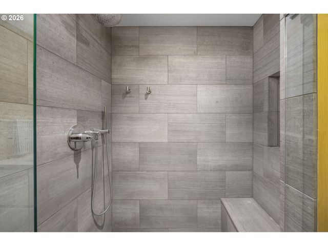 1075 Nw NORTHRUP St 514, Portland, OR 97209