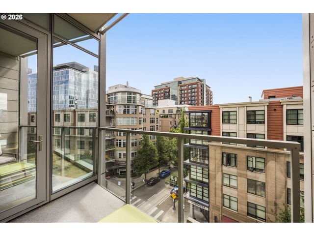 1075 Nw NORTHRUP St 514, Portland, OR 97209
