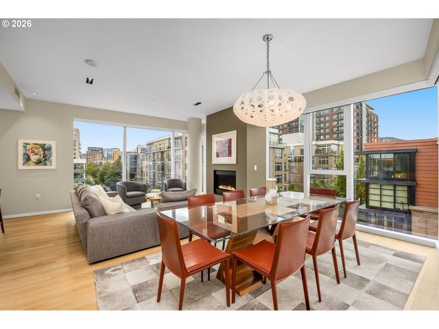 1075 Nw NORTHRUP St 514, Portland, OR 97209