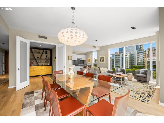 1075 Nw NORTHRUP St 514, Portland, OR 97209
