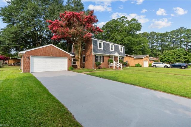 4257 Meadow Wood DR, Chesapeake, VA 23321