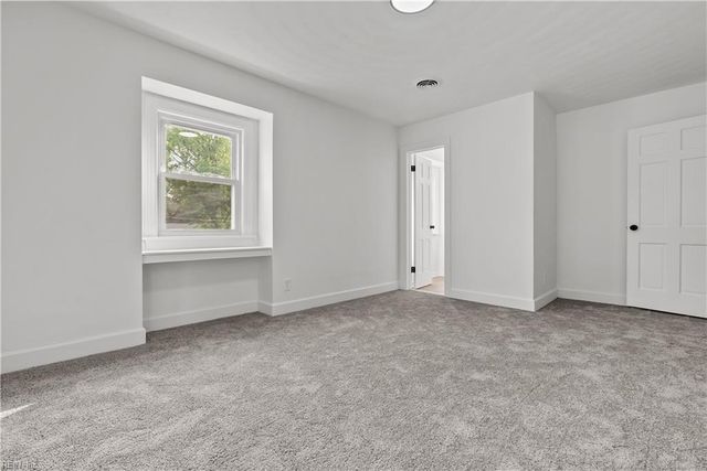 4257 Meadow Wood DR, Chesapeake, VA 23321