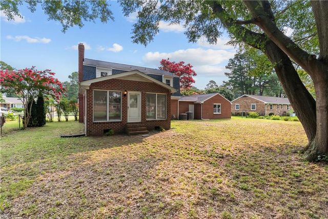 4257 Meadow Wood DR, Chesapeake, VA 23321