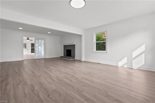 4257 Meadow Wood DR, Chesapeake, VA 23321