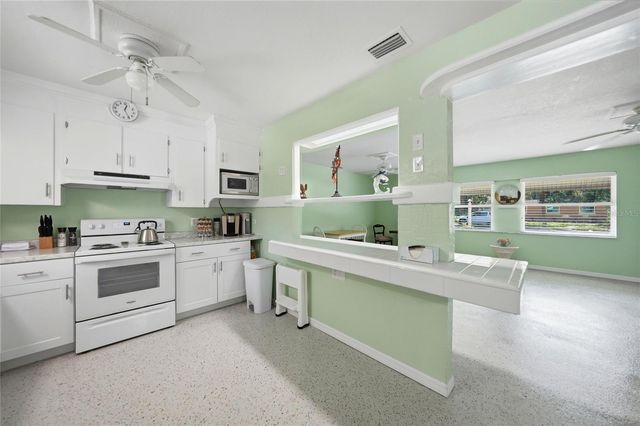 23040 CENTRAL AVENUE, Punta Gorda, FL 33980