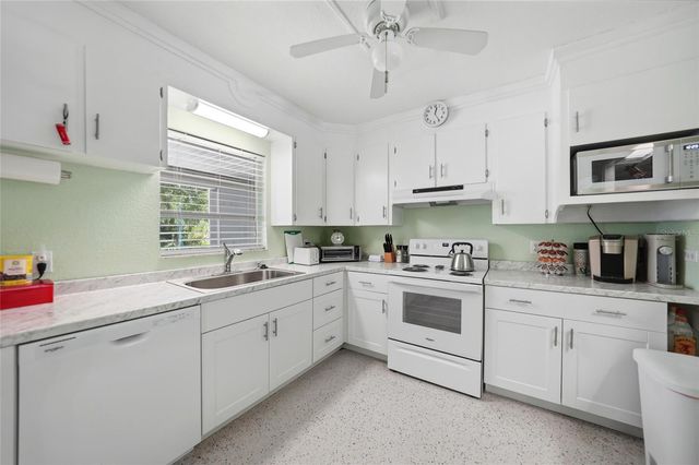 23040 CENTRAL AVENUE, Punta Gorda, FL 33980