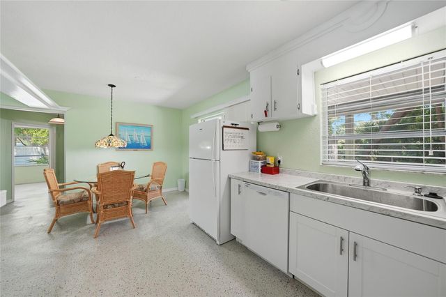 23040 CENTRAL AVENUE, Punta Gorda, FL 33980