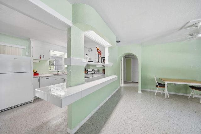 23040 CENTRAL AVENUE, Punta Gorda, FL 33980