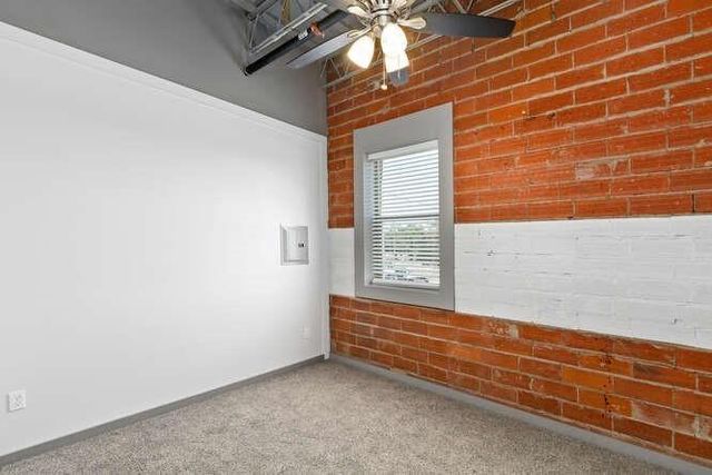 612 W Texas Avenue 204, Baytown, TX 77520