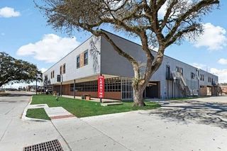 612 W Texas Avenue 204, Baytown, TX 77520