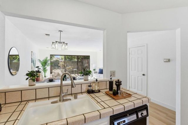 17101 Creekside Circle, Morgan Hill, CA 95037