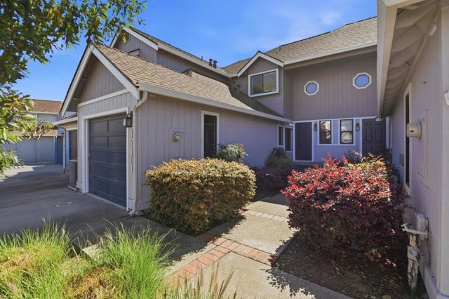 17101 Creekside Circle, Morgan Hill, CA 95037