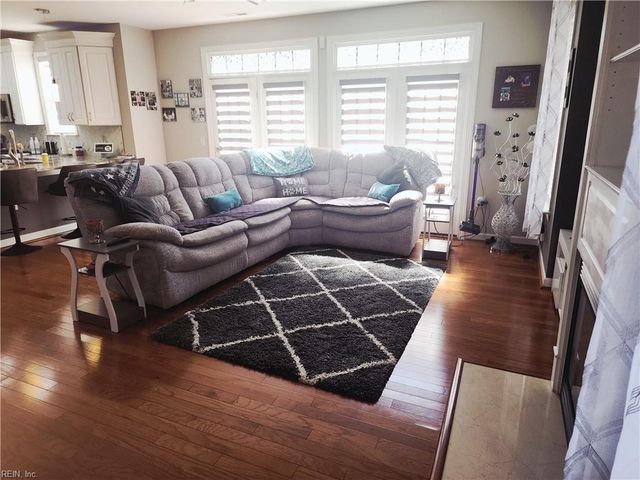 632 Sweet Leaf PL, Chesapeake, VA 23320