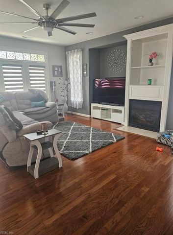 632 Sweet Leaf PL, Chesapeake, VA 23320