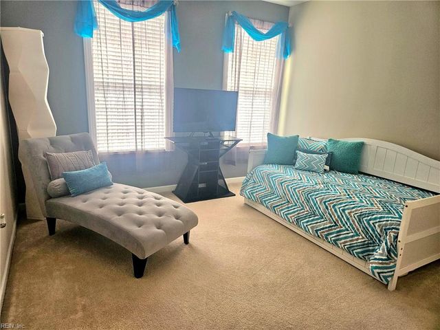 632 Sweet Leaf PL, Chesapeake, VA 23320