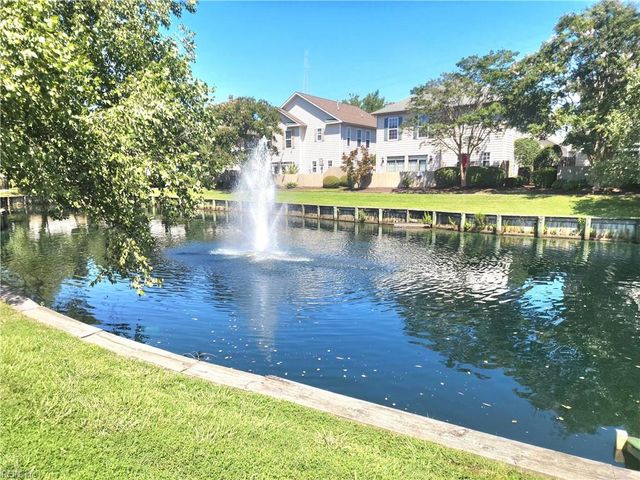 632 Sweet Leaf PL, Chesapeake, VA 23320