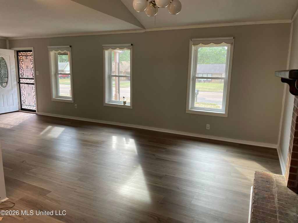 8710 Greenbrook Parkway, Southaven, MS 38671 — photo 4