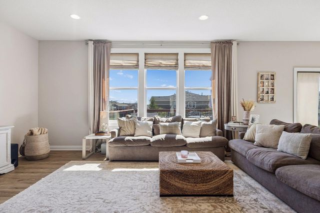 1608 Aspen Drive, Carver, MN 55315