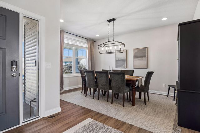 1608 Aspen Drive, Carver, MN 55315