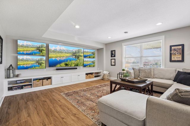 1608 Aspen Drive, Carver, MN 55315