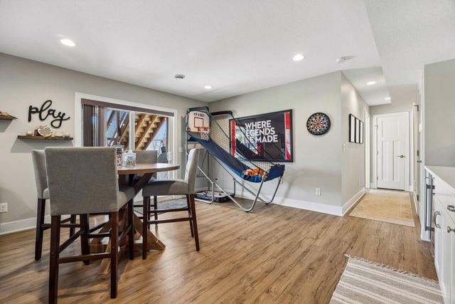 1608 Aspen Drive, Carver, MN 55315