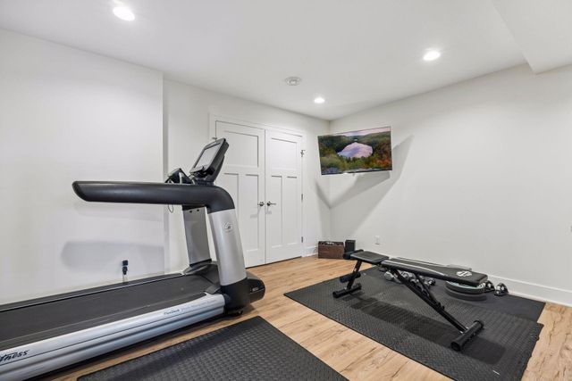 1608 Aspen Drive, Carver, MN 55315