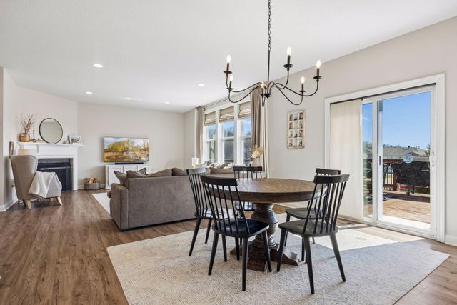 1608 Aspen Drive, Carver, MN 55315