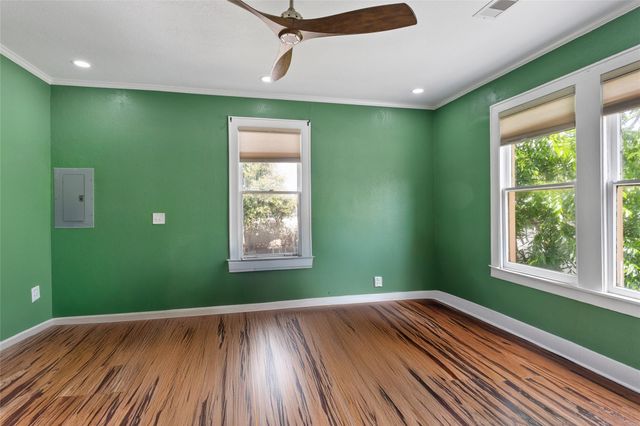 2616 45th Street, Galveston, TX 77550