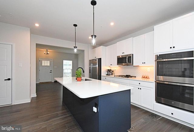 500 STERLING DR, East Norriton, PA 19401